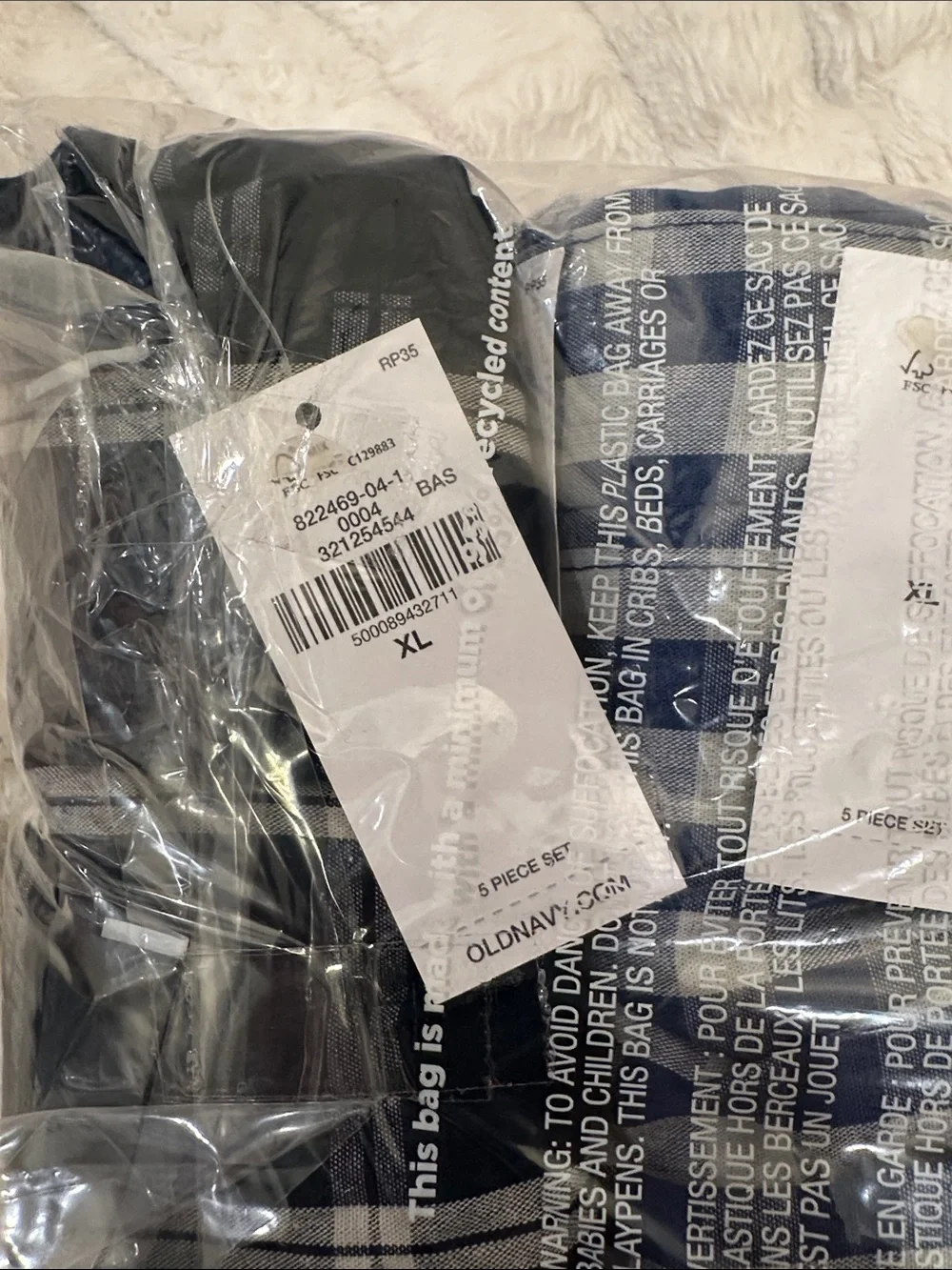 Old Navy: 5 pack of men’s boxers-unopened